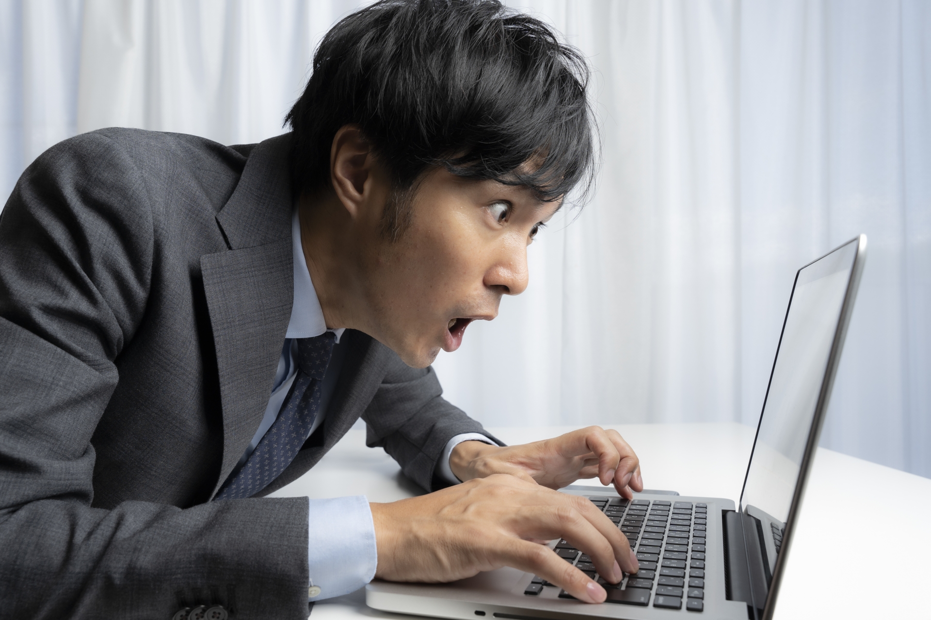 自治体/公務員　業務効率化2＿日本トータルテレマーケティング