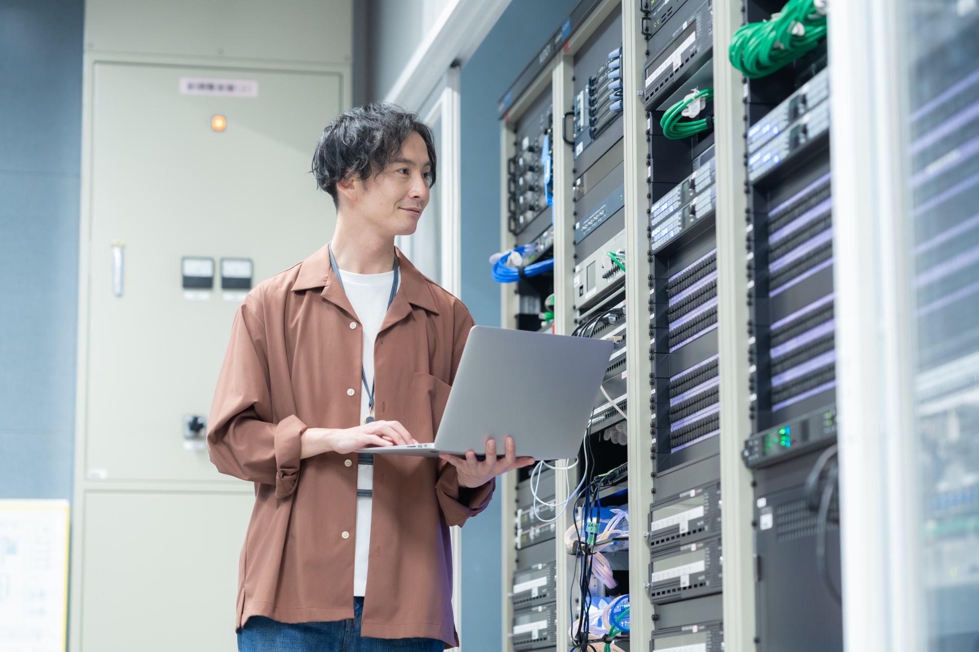 倉庫 セキュリティ2＿日本トータルテレマーケティング