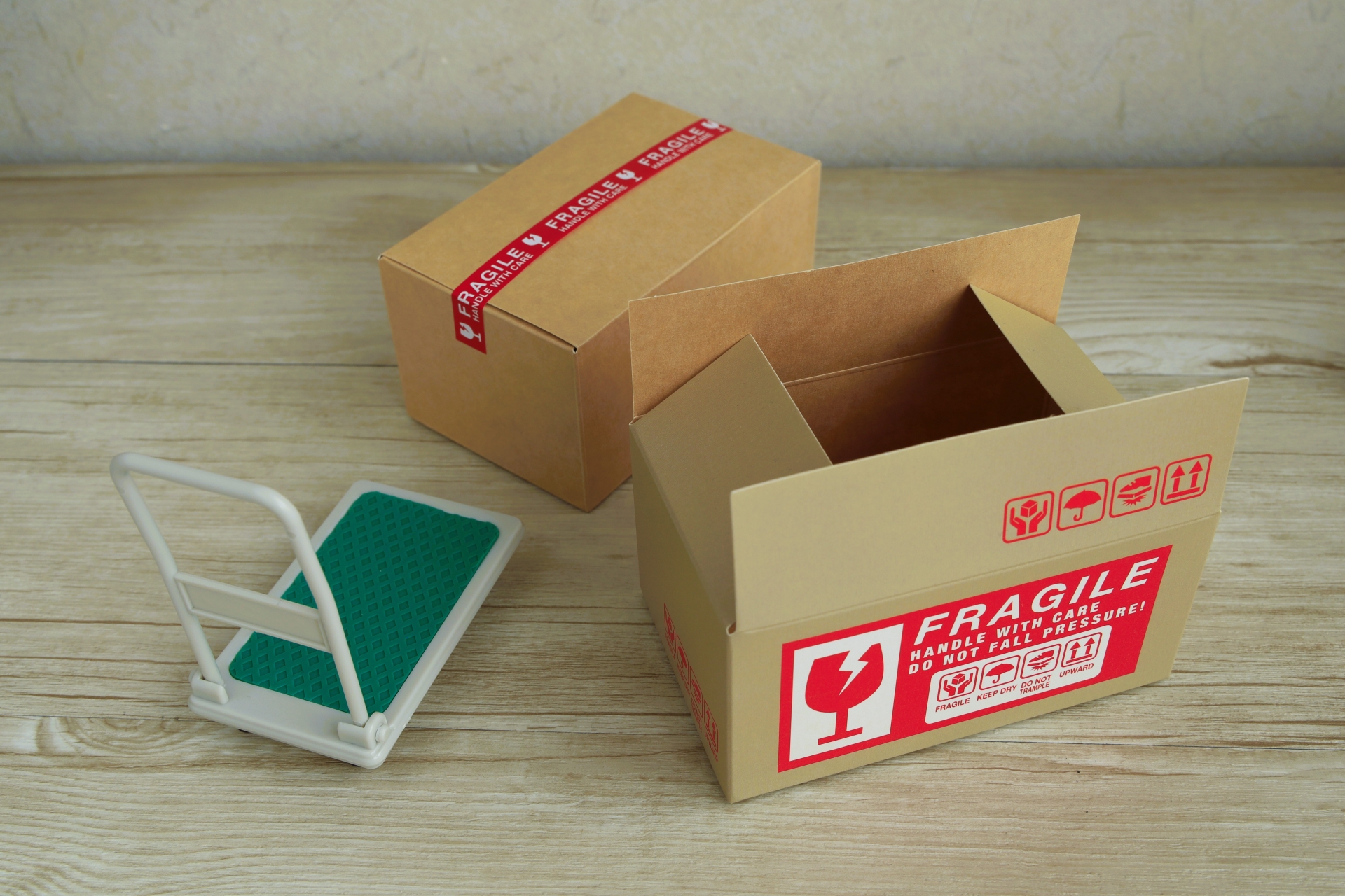 物流 破損対策4＿日本トータルテレマーケティング